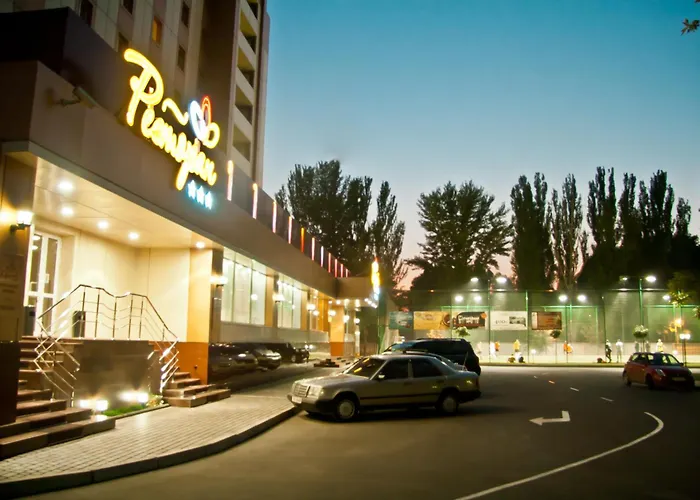 Готель Дружба